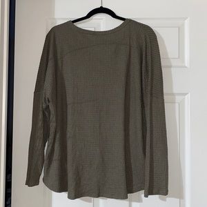 women’s long sleeve army green top